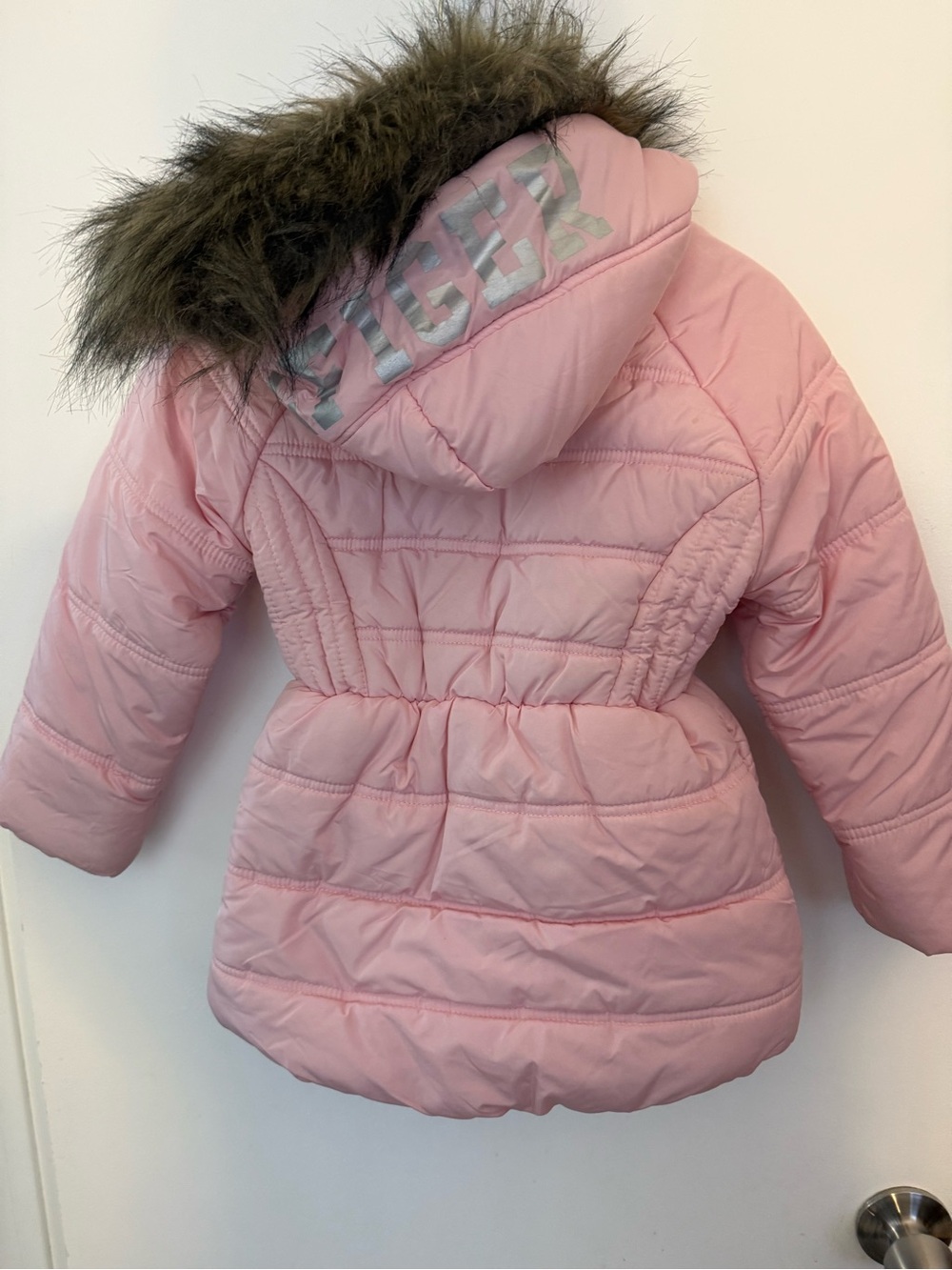 Tommy Hilfiger Light Pink Quilted Girls Puffer Coat with Faux Fur Hood - Picture 3 of 4